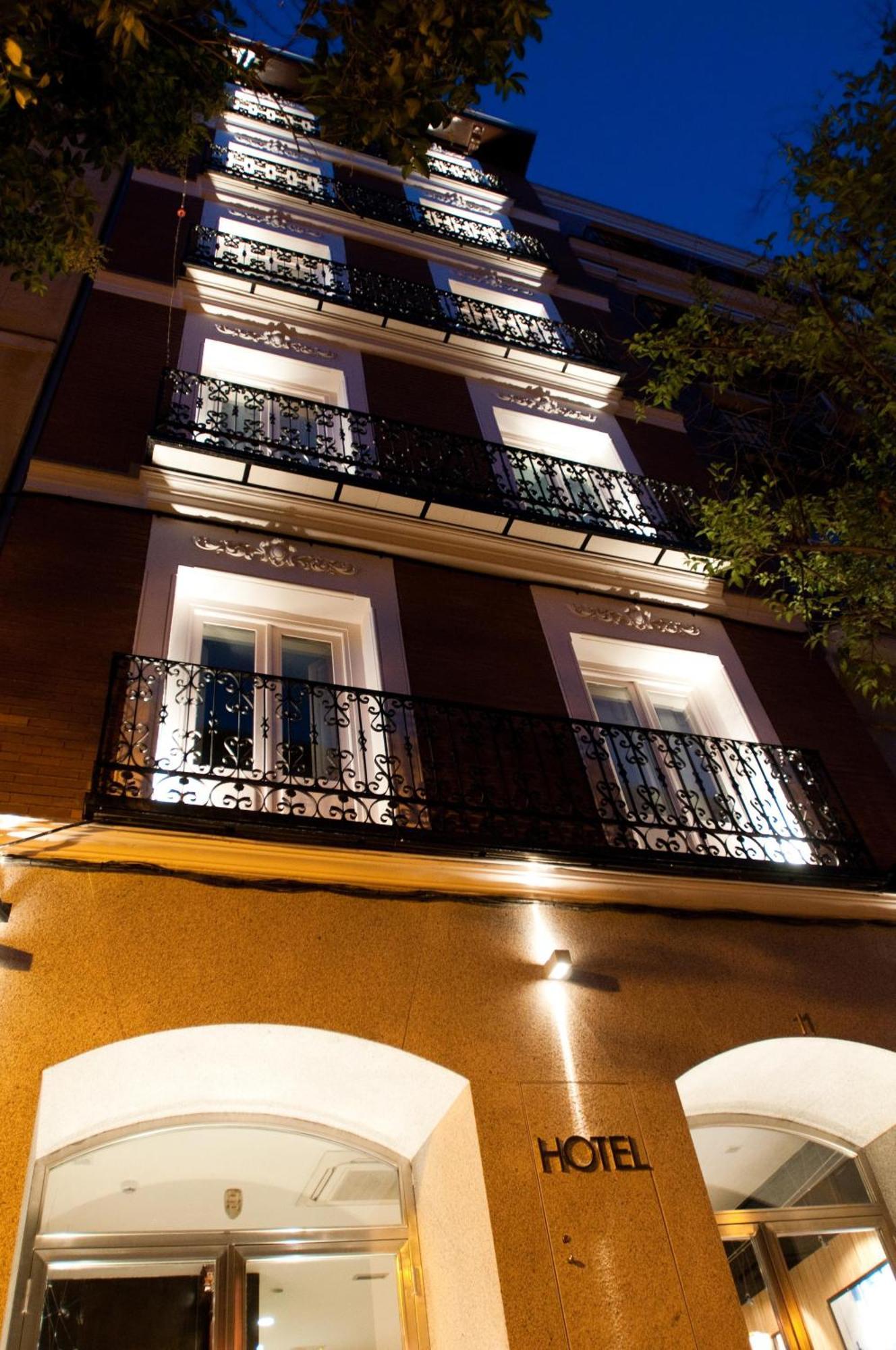 Artrip Hotel Madrid Exterior photo